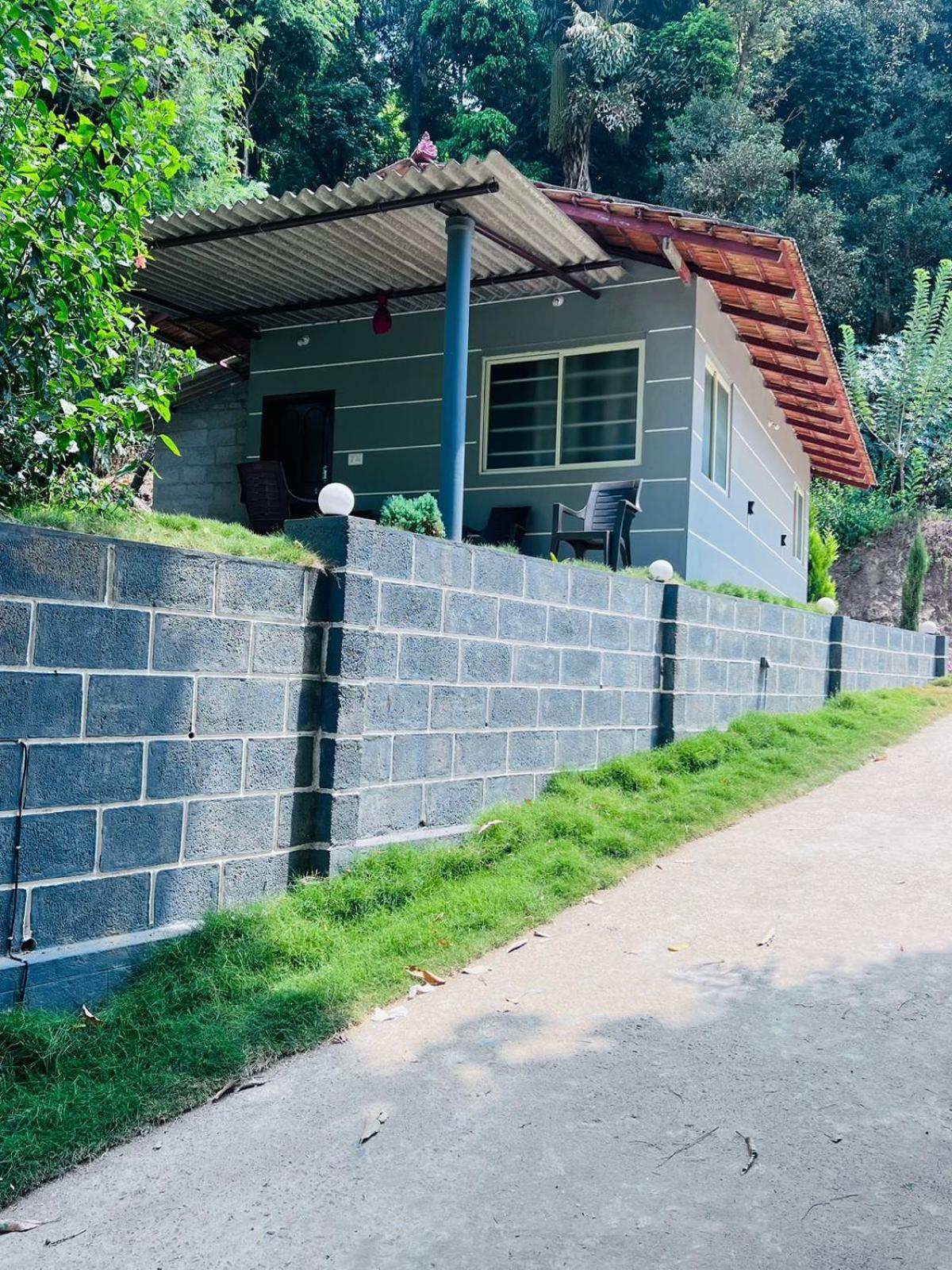 Darshan'S Home Stay Madikeri Luaran gambar