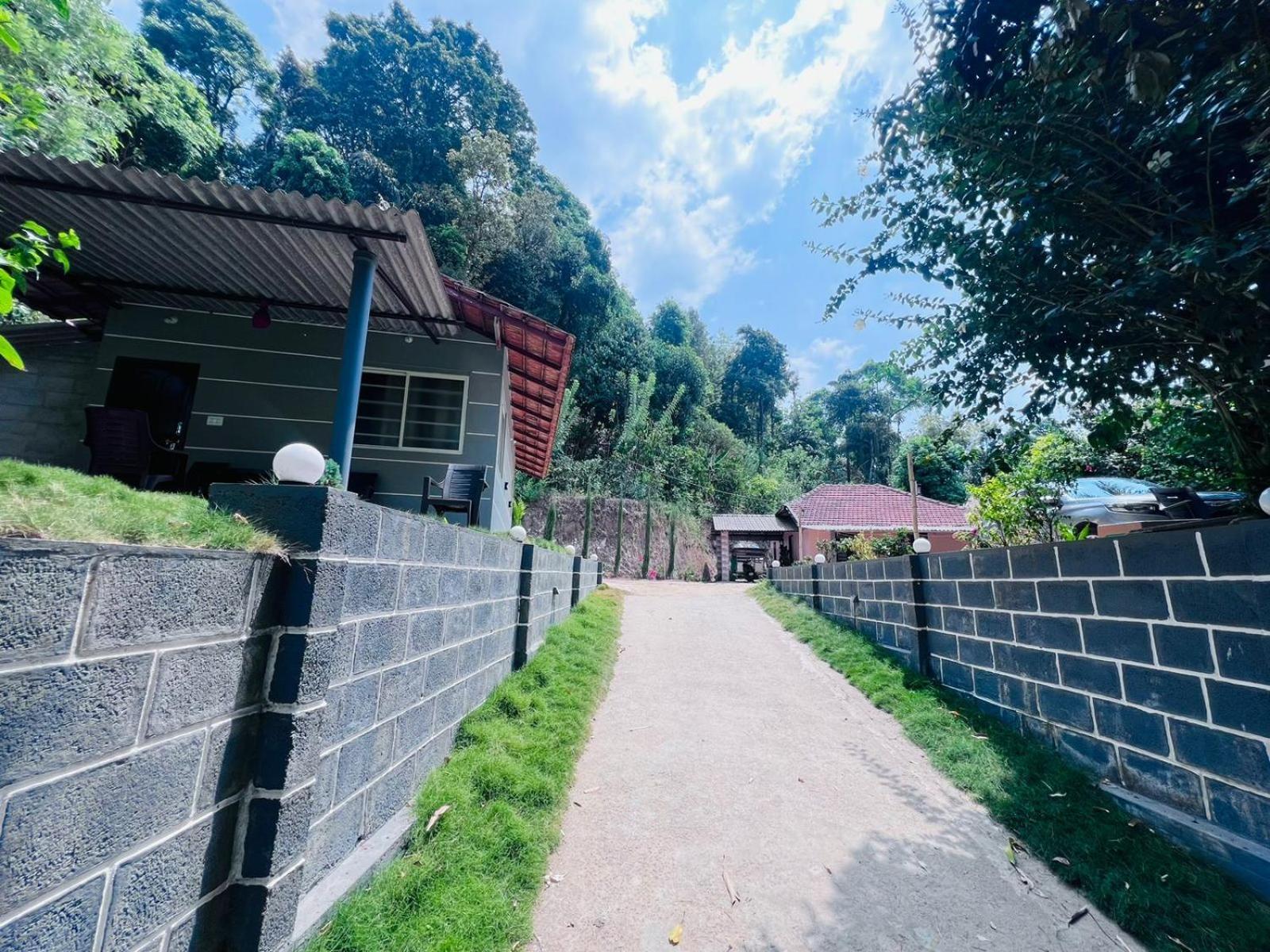 Darshan'S Home Stay Madikeri Luaran gambar